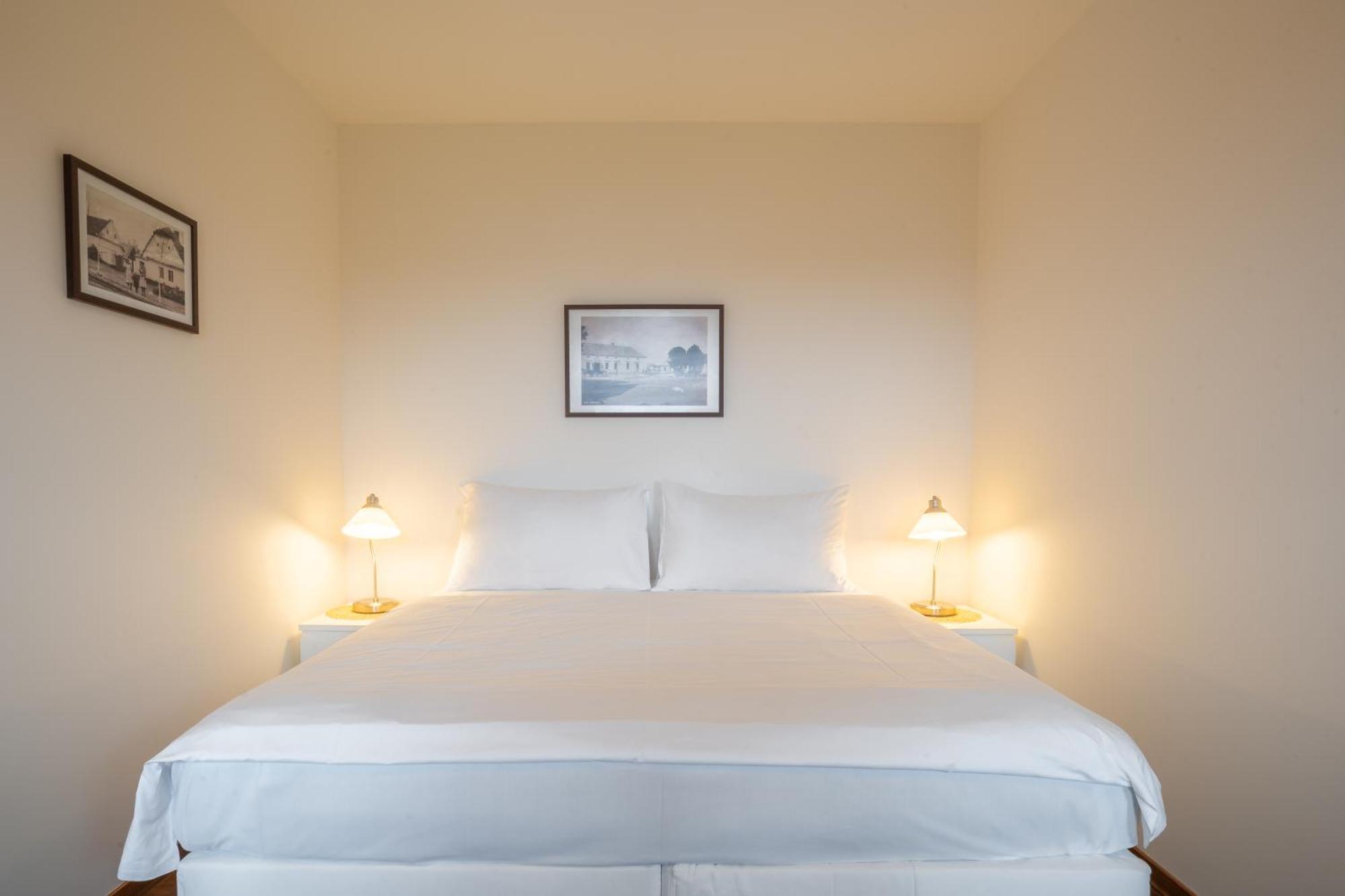 Rooms & Restaurace Na Jitrach Semice Экстерьер фото