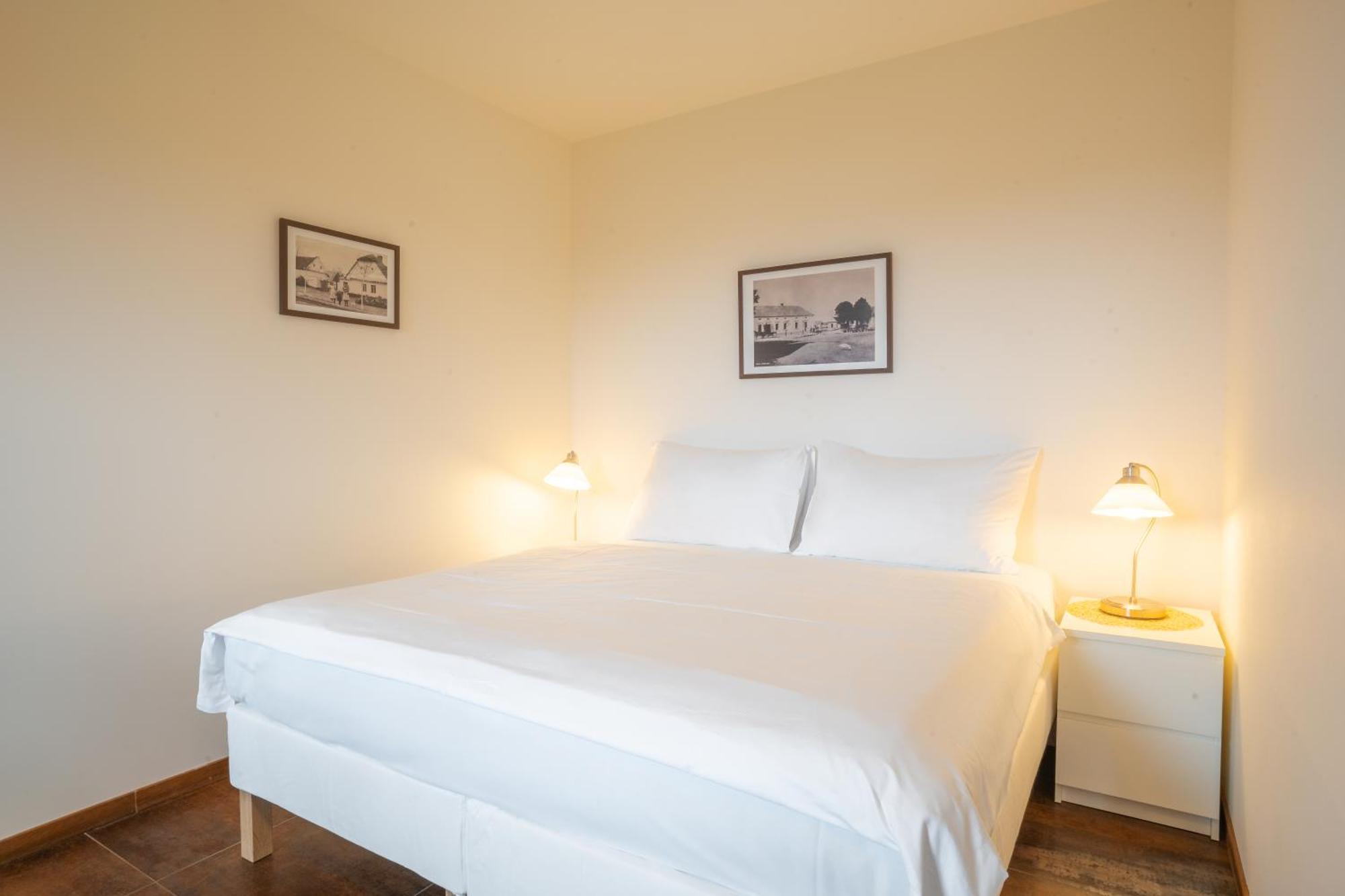 Rooms & Restaurace Na Jitrach Semice Экстерьер фото