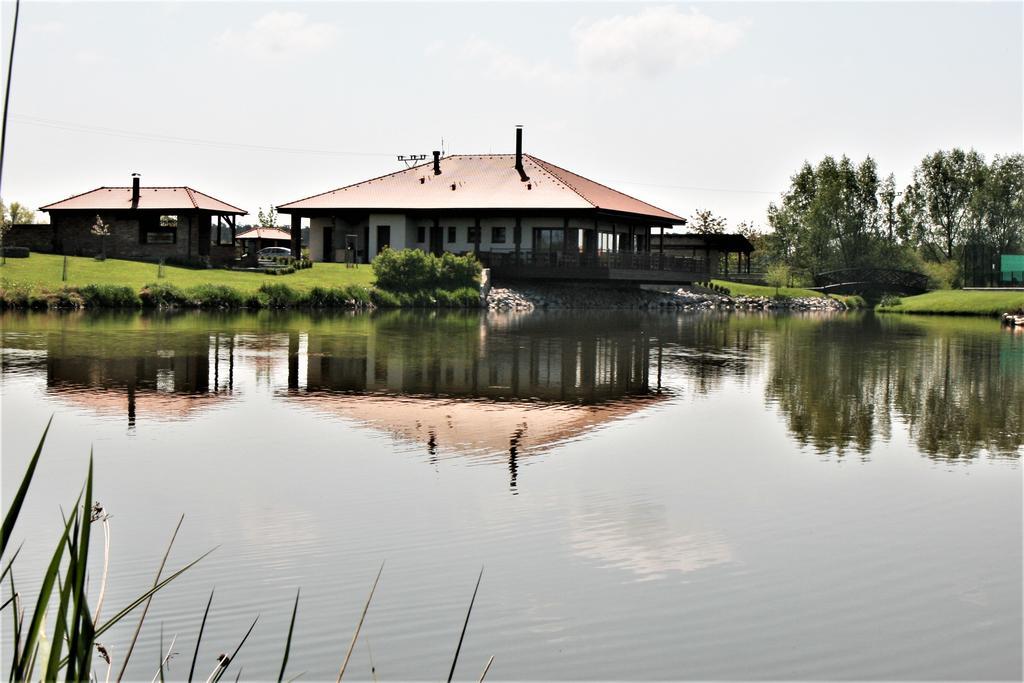 Rooms & Restaurace Na Jitrach Semice Экстерьер фото